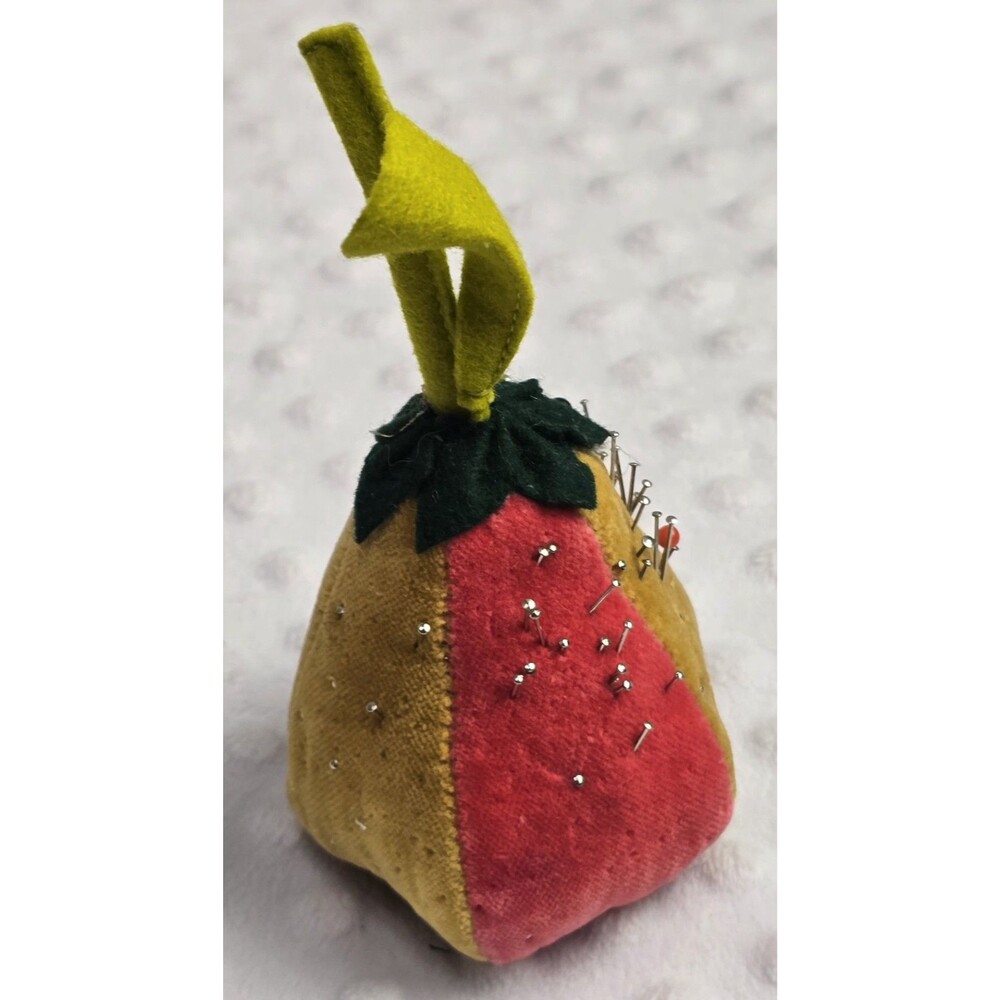 Vintage MCM Pear Pin Cushion Sewing Stick Pins Needles Included Craft Accessory